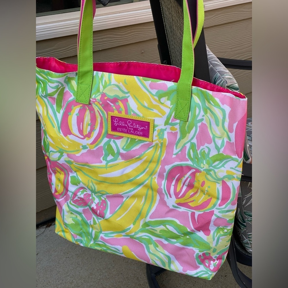NWOT Lilly Pulitzer For ESTEE LAUDER Shopping Tote Bag 15" x 16" - Picture 3 of 10